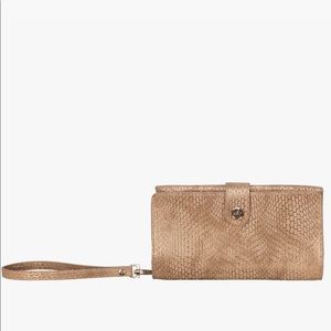 Tech wallet wristlet